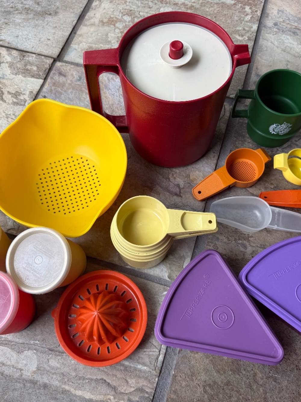 Vintage Tupperware Lot Pitcher Cups W/Lids Strainer Egg Separators Pie Storage.